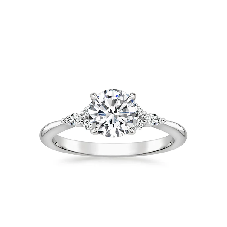 Aila - Round cut Lab Grown Diamond Ring