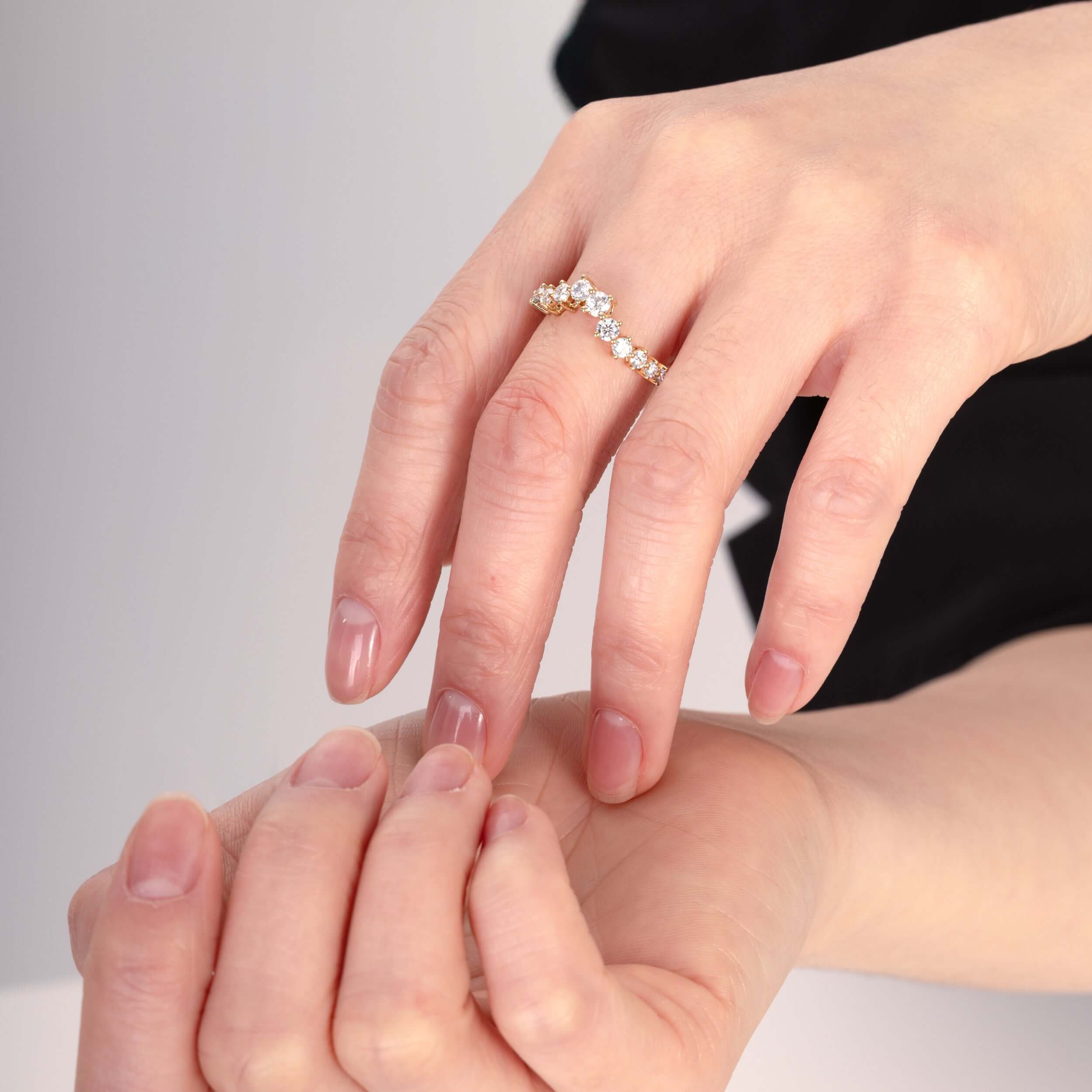 Della-Round Cut Lab Grown Diamond Ring - Image 5