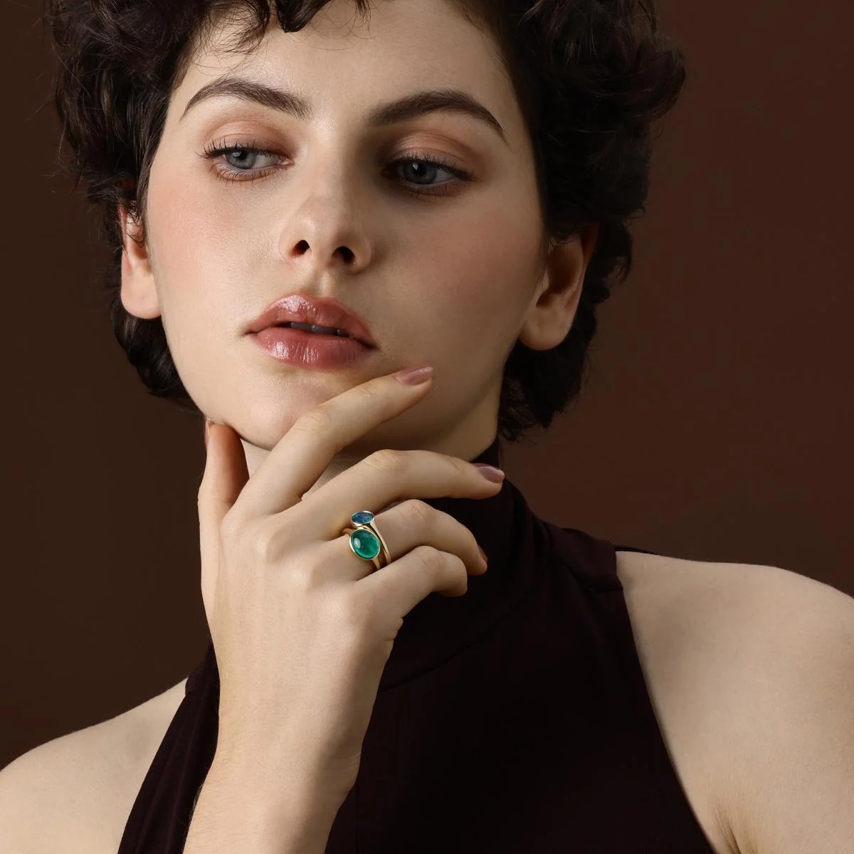 Juno-Oval Cut Lab Grown Emerald Gemstone Ring - Image 5