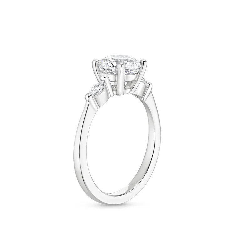 Maren - Round cut Lab Grown Diamond Ring - Image 4