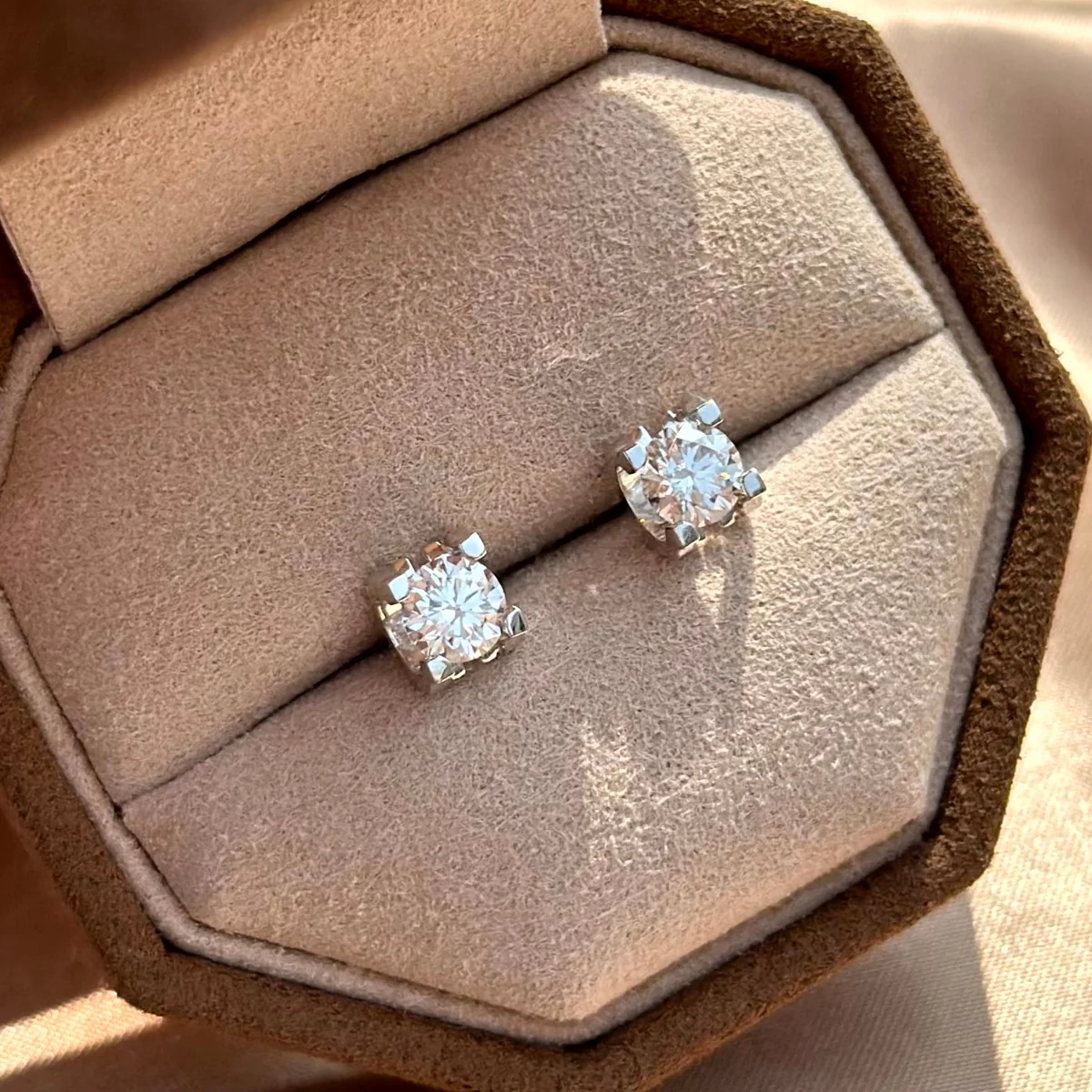 Modern Bar-Set Diamond Stud Earrings - Image 3