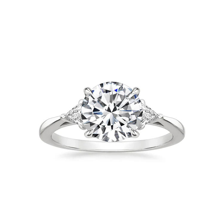 Wren - Round cut Lab Grown Diamond Ring - Image 3
