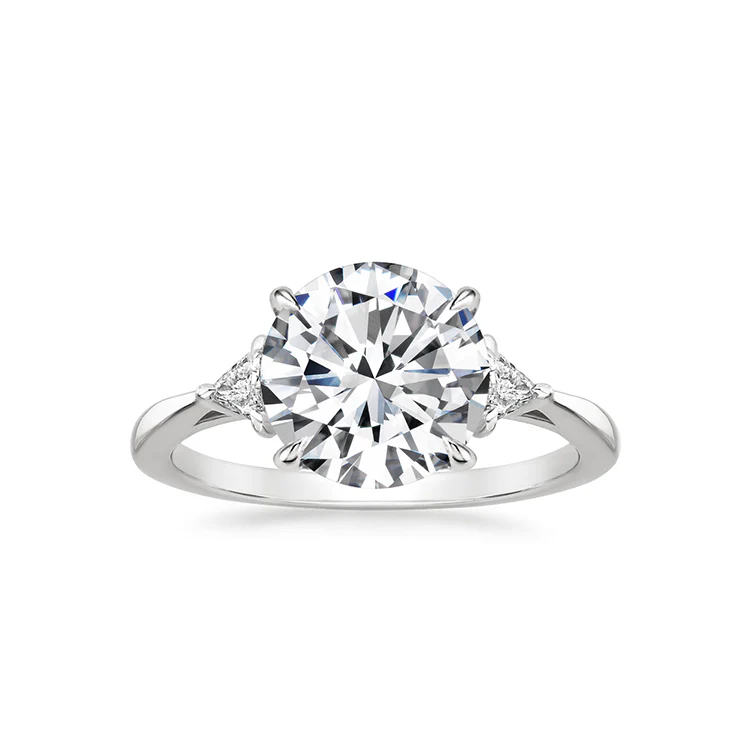 Wren - Round cut Lab Grown Diamond Ring - Image 4
